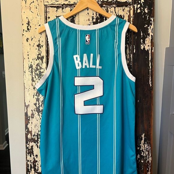 Jordan LaMelo Ball Charlotte Hornets Fast Break Replica Jersey - Icon Edition - Picture 2 of 8